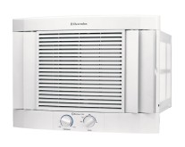 Ar Condicionado Janela / Parede Electrolux 7.500 BTUs Frio EC07F