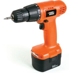 Furadeira / Parafusadeira 3/8 Black&Decker - CD961