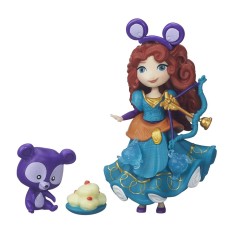 Boneca Princesas Disney Mini Princesa Merida e Amigo Hasbro