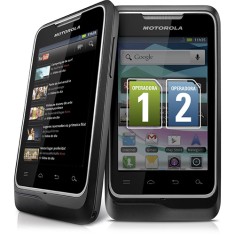 Smartphone Motorola MotoSmart ME XT305 Câmera 2,0 MP Desbloqueado 2 Chips Android 2.3 (Gingerbread) 3G Wi-Fi